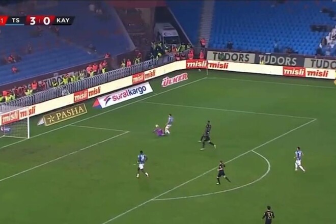 ВИДЕО. Сикан заработал пенальти для Трабзонспора на 90+4-й минуте