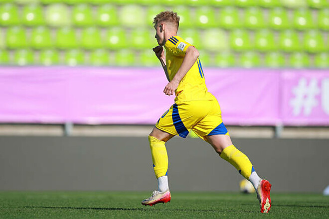 СИНЧУК: «Судья сказал: мы просто забыли тебе дать желтую сначала»