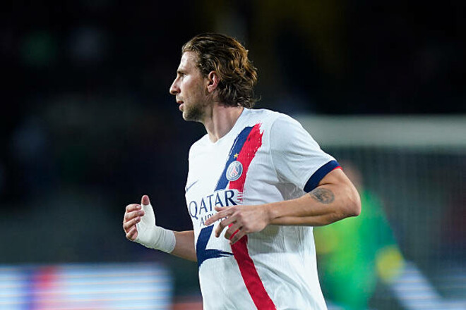 Энрике принял важное решение по Забарному после победы над Барселоной