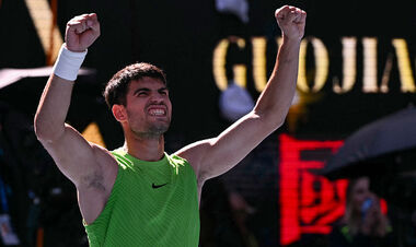 ВИДЕО. Заберет трофей? Как Алькарас вышел в 1/16 финала Australian Open