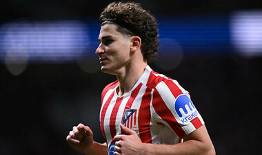 Барселона почала перемовини за нападника з цінником 200 млн євро