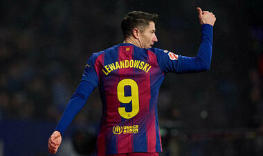Левандовськи зрівнявся з легендами: попереду лише Мессі та Бензема