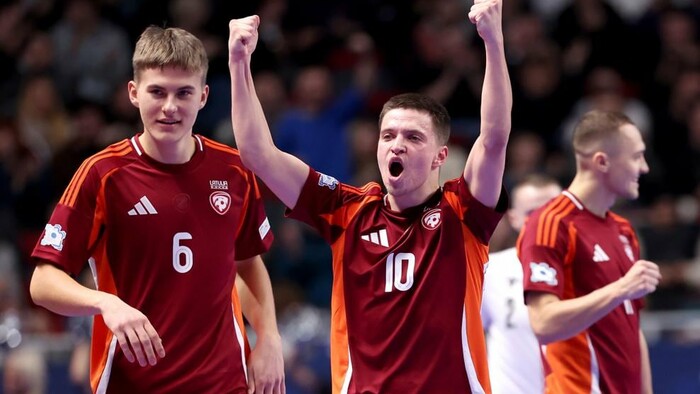 Итоги первого дня Евро: результативный матч-открытие, чудо от Латвии