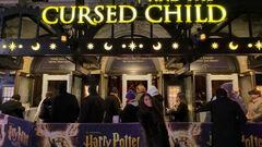 ФОТО. Жена Месси побывала на премьере «нового Гарри Поттера»