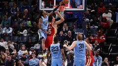 ВИДЕО. Топовые блок-шоты Моранта и данки на любой вкус. Топ-моменты дня НБА