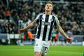 Не выдержали прессинга. Ньюкасл дома разгромил ПСВ.