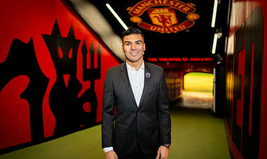 ОФИЦИАЛЬНО. Манчестер Юнайтед прощается с опытным хавбеком