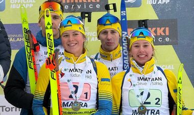 ФОТО. Перші медалі на ЮЧЄ-2026: українські біатлоністи вибороли бронзу