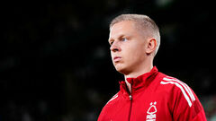 Зінченко зможе затриматися в Аяксі лише на шість місяців. Є проблема