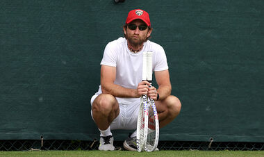 Экс-тренер Медведева отреагировал на слова Олейниковой, поддержав Украину