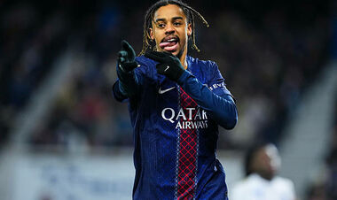 90 хвилин Забарного. ПСЖ повернувся на перше місце Ліги 1, здолавши Осер