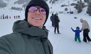 ФОТО. Віктор Циганков показав свій зимовий відпочинок з Ванатом