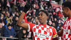 Жирона официально распрощалась с самым дорогим футболистом