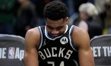 Адетокунбо розповів, який термін може пропустити через травму