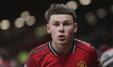 ФОТО. Історичний момент: син Вейна Руні дебютував на Олд Траффорд