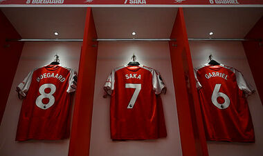 Названо стартові склади на суперматч АПЛ між Арсеналом та МЮ