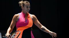 Олійникова пред'явила Gucci за роботу із Соболенко. Арина відреагувала