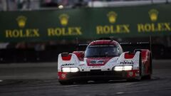 Порше в третий раз подряд одержал победу на 24 часах Дайтоны