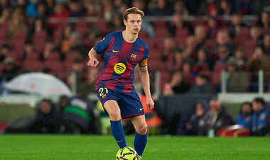 Де Йонг обошел Кумана по количеству матчей за Барселону в Ла Лиге