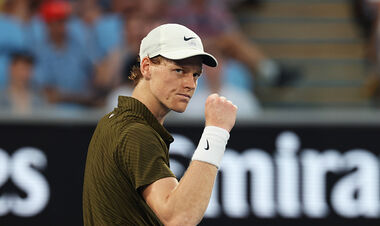 ВИДЕО. Синнер пробился в четвертьфинал AO-2026 и сыграет с седьмой ракеткой