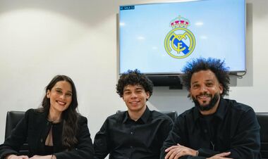 Син легенди Реала підписав професійний контракт з Галактікос