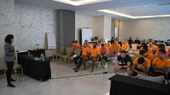 ФОТО. Монзуль побувала у гостях у донецького Шахтаря та провела лекцію