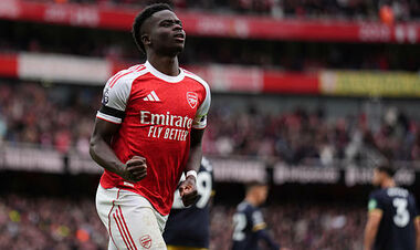 Сака стал 7-м самым молодым игроком АПЛ со 100 результативными действиями