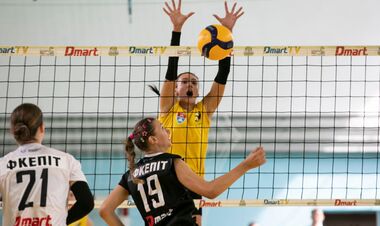 Старт Суперліги з волейболу. Суха перемога господарів та тріумф медалістів