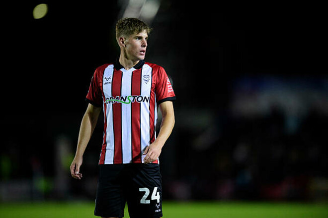 Украинский полузащитник попал в основу на матч английской лиги