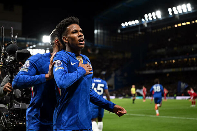 ВИДЕО. Как 18-летний бразилец из Челси забил Ливерпулю на 90+6-й