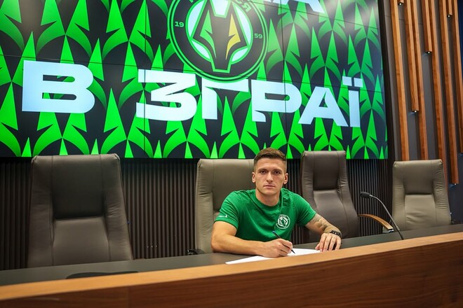 Нуль матчів. Ребров довикликав вінгера до збірної України