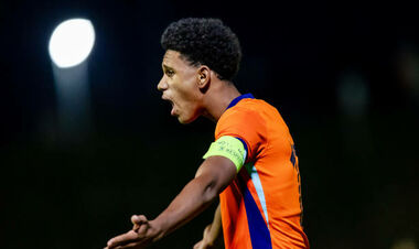 Барселона завершила трансфер нидерландца. Фабрицио Романо подтвердил