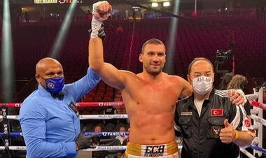 Украинский супертяж проведет бой против экс-соперника Кличко и Итаумы