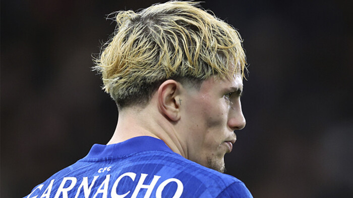 ФОТО. У звезды АПЛ – новая татуировка. Прямо на лице