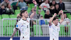 Итоги седьмого дня Евро: завершился второй тур. Положения в группах