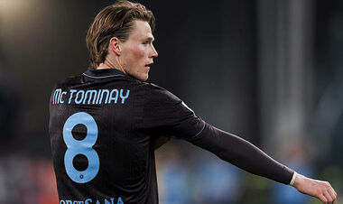 За Наполи в сезоне ЛЧ забивали только двое. Оба играли в МЮ