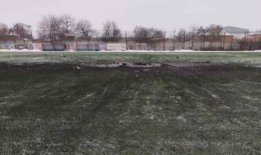 «На полі утворилася глибока вирва». Президент Ворскли про приліт по базі