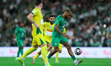 Нападающий Аль-Ахли с хет-триком обходит Роналду в гонке бомбардиров