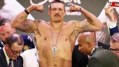 Олександр УСИК: «Він може нести тебе, щоб голову відрубати»