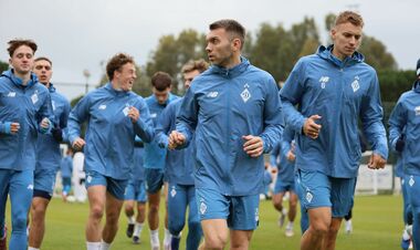 ФОТО. Тренировка Динамо. Контроль мяча и занятие на побережье моря