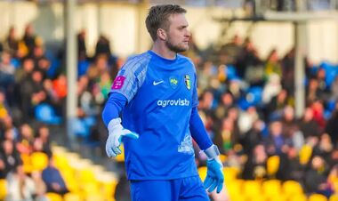 ОФИЦИАЛЬНО. Аутсайдер УПЛ расторг контракт с экс-игроком сборной Украины