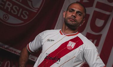 ОФИЦИАЛЬНО. Экс-игрок Динамо продолжит карьеру в чемпионате Индонезии