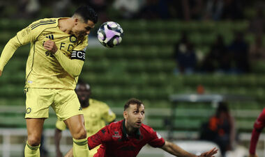 Аль-Наср с голом Роналду одержал разгромную победу и приблизился к лидеру