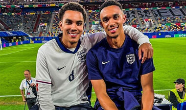 ВІДЕО. Брат зірки Реала жорстко відповів бійцю UFC