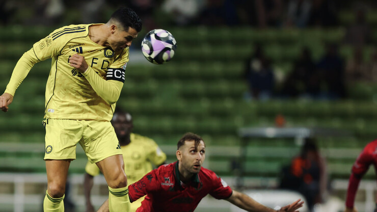 Аль-Наср с голом Роналду одержал разгромную победу и приблизился к лидеру