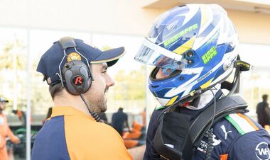 Перемога новачка та подіум українця. Бондарев здобув срібло у гонці Ф4