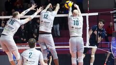 Команда украинца прервала серию поражений и возглавила таблицу А1 Лиги