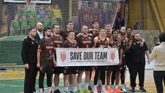 ВИДЕО. Игроки Кривбасса вышли на матч Суперлиги с особым баннером