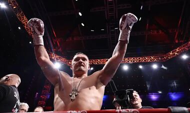 «Я не живу с ними в одном доме». Усик пошел на большие жертвы