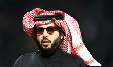 АЛЬ-ШЕЙХ: «Он – герой для народа и будет баллотироваться в президенты»